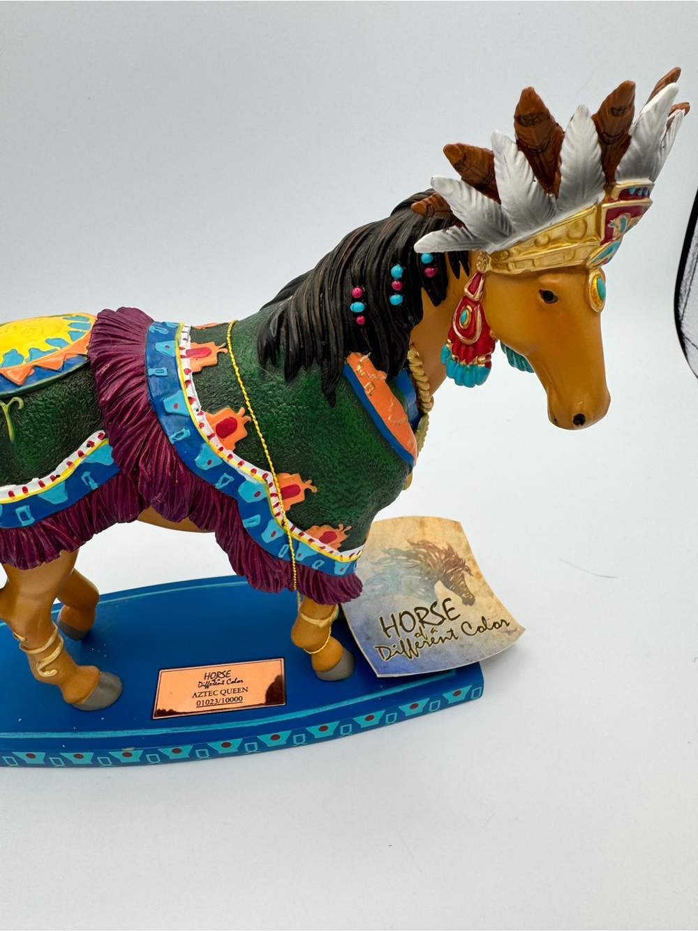Aztec Queen Decorative Mustang Figurine - Horse of a Different Color - Picture 3 of 5